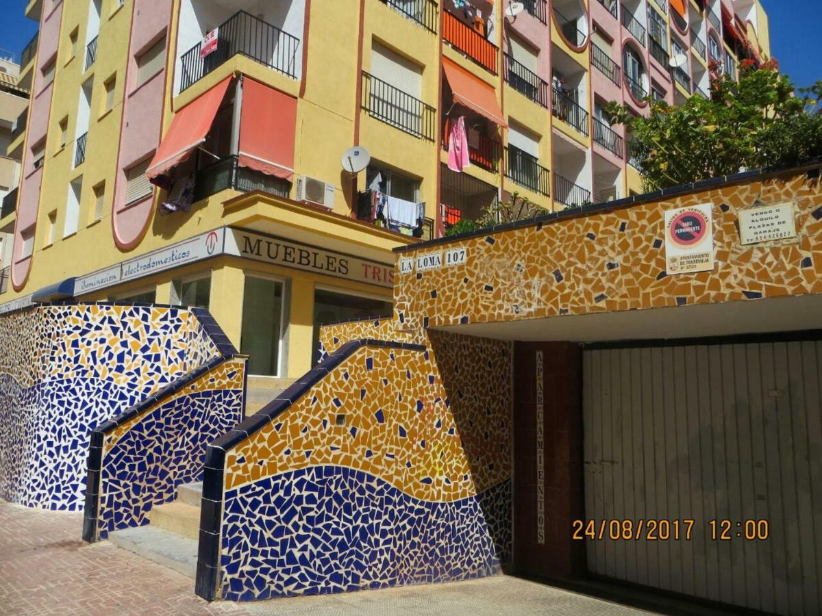 Cosy studio apartment in Torrevieja Exterior foto